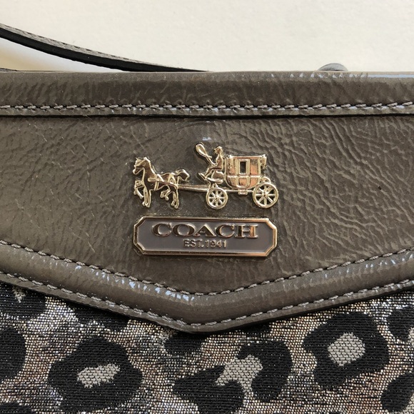 Coach Wristlet and Card Holder - Picture 7 of 14